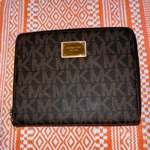 Michael Kors iPad case with built in wallet